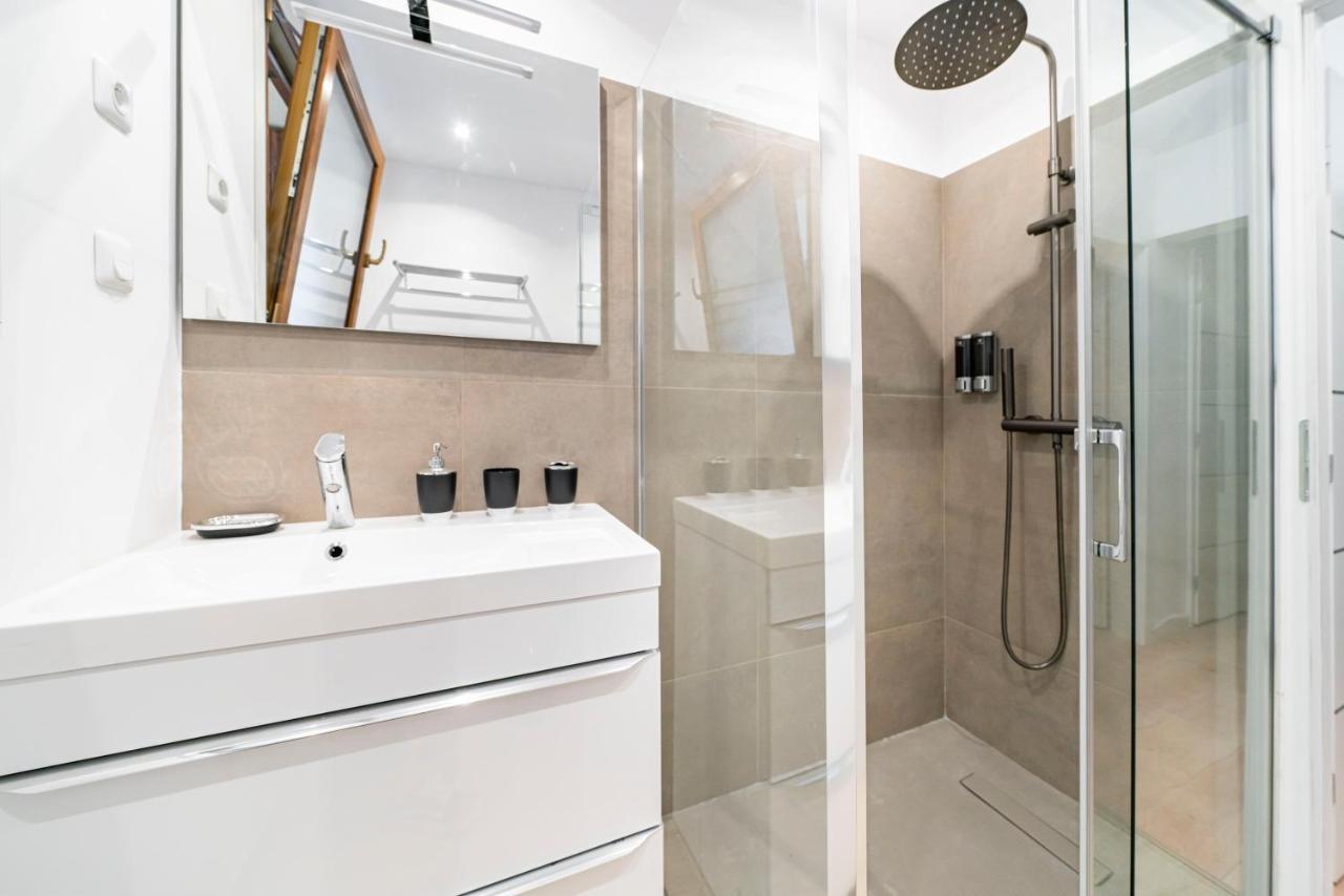 Appartement Neuf - Proche Mer Et Centre-Ville - Ac Menton Ngoại thất bức ảnh
